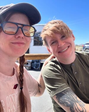 Erin Lee Carr Instagram - in the desert for the weekend with the sweetest sweetie @mish_pie. my body feeling so much more relief being in nature 🩵