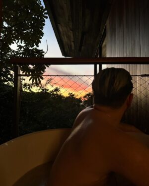 Erin Lee Carr Instagram - Q1 of 2024 = living the dream, one of those really weird dreams where you wake up in a panicked sweat but also have the feeling that you had a good time … (ps that bedroom is not my bedroom)