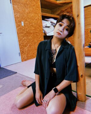 Erina Mizuno Instagram - 久しぶりに遊んだーー！って感じ😍❤️🔥
私に夏が来ました。笑笑
めっちゃ楽しかったぁー！❤️✨
Double Dutchを始めたから出会えた仲間と、こうして旅行できるなんて幸せすぎました…

ということでまた切り替えて芝居もダンスもDouble Dutchもがんばるぞ🔥

#減量中 #マイナス10kg #食べて飲みまくった #2キロリバウンド　#今日からまた頑張ろう  笑笑
#人生初の #テントサウナ#海行って #料理して #銭湯いって #食べて飲んで笑って #蚊に刺されまくったけど#全て含めて #最高の休日