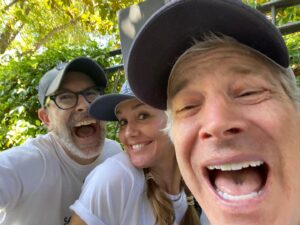 Erinn Hayes Instagram - Here we are, hot young Hollywood, striking for a better contract! You can try to break us but we’re just out here getting younger and better looking every day. Love my #childrenshospital #medical police buddies! @robhuebel @thebrianhuskey #models #onedaylongeronedaystronger #sagaftrastrong