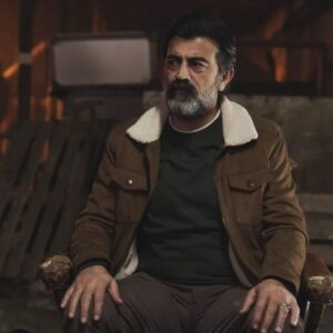 Erkan Bektaş Instagram - Bu akşam 6. bölüm yayında. İyi seyirler...
@sipahidizitv 
@showtv 
@cnpyapim