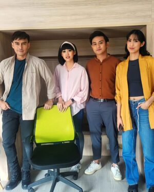 Erlando Saputra Instagram - Siap2 nongkrong di Fly Over 🕺😎