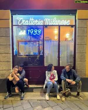Erlend Øye Instagram - La Comitiva Spring Tour 2024, part 1. 
Milano, Torino, Padova, Bologna, Roma, Paris, Barcelona, Madrid, Lisboa. Moments on stage and  moments off-stage. 
In love with Europe and all of its urban and human  variety. What a treat to see it all in such a short period of time. How things change from place to place. 
We develop a lot how we play together, both within La Comitiva core members, and with Romain, Maaike and Kobi, the Win Winds. Stefano now brings a stomp-box that he operates with his foot, creating a sound similar to a bass drum. Romain plays pandeiro on some songs now and other percussions. 
We sold out the La Comitiva Album vinyl, but we are repressing and we should have it for Part 2 next week. Istanbul, Hamburg, London, Utrecht. Also me and Stefano will play and sign records at HHV record shop in Berlin on the 5th May. 
Thanks to everyone that came to these shows! Thanks for listening, dancing and taking active part in the shows. In a time where so many live-acts perform with backing tracks, i am proud we are going in the other direction, sometimes performing even without amplification.
