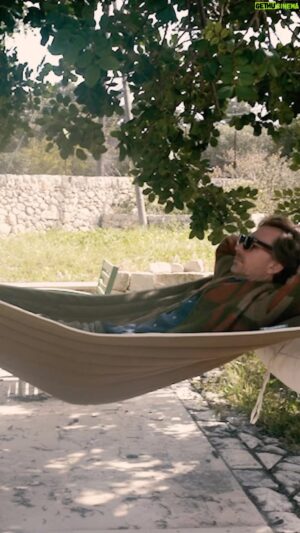 Erlend Øye Instagram - A mini documentary about Erlend Oye’s new mini-album, Winter Companion. Made by Elita Montini @elitamontini . Erlend interviewed by Phillip Wapler. Appearance by @marcinoz - Record out on @bubbles_records 7th April
