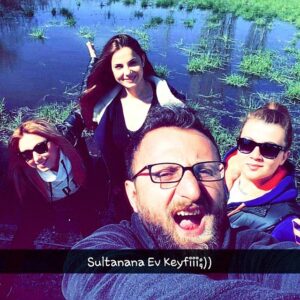 Esin Civangil Instagram - 
