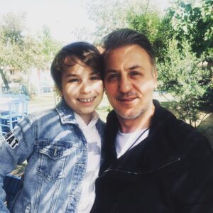Esra Ronabar Instagram - “Mavi”lerimden büyük olanı doğmuş 🤩Cok sukur iyi ki doğmuş benim büyük askım olmus🙏🏻