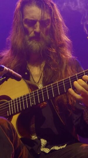 Estas Tonne Instagram - Fusion (Live) [Radio edit] is released today as a short video on our YouTube channel and on all streaming platforms in audio format. 
This piece excerpted from a 2.5-hour continuous sound journey at The Hall (Live in Zurich 2022) initially released as a 30-minute track called “Fusion”, now re-edited into a short, independent segment.
Links in Bio ❤️🌱🎶🕊️
Blessed listening ✨✨✨

📽️ @geri_dagys ✨
📽️ @mysticalpics.ch ✨
🕹️ @soundprostudios ✨
@universalsounds_ch ✨
#fusionradioedit #fusion #estastonne #live
#liveinzurich
