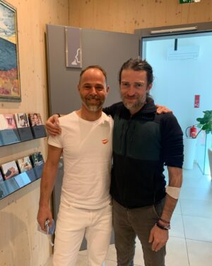 Estas Tonne Instagram - Giving thanks to life for the heartfelt meetings! ❤️ It’s been an incredible journey of many months since the first meeting, healing and restoration. 
Thanks, Greg of @center_hocevar and dear hearts @devapremalmiten and @karimas_inspirations for bridging our worlds 🌱🕊️🎶
For those who don’t know, please research the topic of Biological Dentistry and the work of @center_hocevar 💕 Our bodies are walking miracles, yet we do need to understand and study the complexity of it.
And, when possible and even more so, suggested, not to build new structures on a rotten foundation. It applies to teeth, but it also applies to all aspects of life ♥️♥️♥️
Blessings to all! 🎶🤗✨
#biologicaldentistry #centerhocevar
