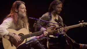 Estas Tonne Instagram - A beautiful moment with @alighamsari @conradoxmolina @onanya.music during the “Rhythms of Change” tour 2023 in Rotterdam. 
The premiere of this video is set to 12 march 5pm CET ❤️🎶🕊️ link in the bio 🌱
Sound captured: @bognar.zsolti 
Sound re-imagined: @soundprostudios 
Filmed & edited: @geri_dagys 
#estastonne #angelsanddemons #livemusic #live