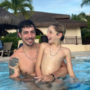 Esteban Lamothe Instagram - 💦♥️