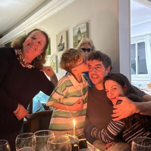 Esteban Lamothe Instagram - 47 años en la tierra,  llenos de mucho amor, trabajo y salud ♥️ Feliz día para todxs