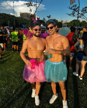 Esteban Velásquez Instagram - Mais um Carnaval no meu Brasil querido 🇧🇷♥️ 
📍São Paulo, 2024!