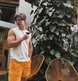 Esteban Velásquez Instagram - Dump de um fim de semana muito bom no @loftvidro ✨🌱
#tbt