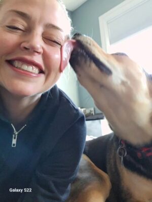 Estella Warren Instagram - Happy Valentines day!