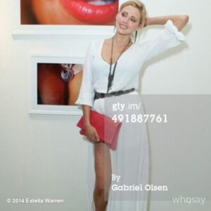 Estella Warren Instagram - I'm truly elated by the response to my first photography showing  @KMGallery 's "Tête-à-Tête". I am So Grateful for the two of you;).. so inspired and illuminated.  I simutaniously can and cannot withstain both my excitement and absolute terror for my first full exhibit!  Thank you to all those who support me...and perhaps; well,  those who don't. 
Without the voice of ones truth, I doubt an artist of any kind could find much inspiration. 
Estella