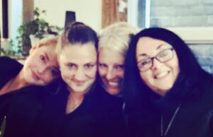 Estella Warren Instagram - Happy Valentine's Day Ladies. I love you Mom, Esther, Julia.
Thanks for getting me home.