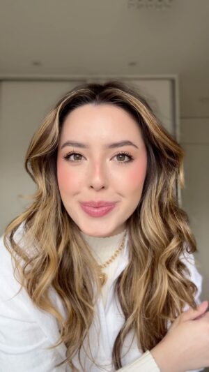 Esther Marcos Instagram - A CAJADADA DO DIA ESTÁ SERVIDA! E hoje a amiga resolveu soltar um desafio! Tem coragem de fazer? 👀❤️