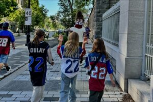 Étienne Boulay Instagram - Girls night out aux @mtlalouettes samedi dernier 🏈