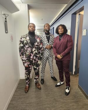 Ettore Ewen Instagram - Look at atcha boys! What an amazing time had on @thedrewbarrymoreshow! Cannot wait for y’all to see it! Thank you @drewbarrymore and @helloross for having us! 🥳 

And a BIG shout to @kingtroi! Travel delays and wardrobe mishaps, and he STILL came through for us! We looked fly as hell! These polkadots! 😮‍💨