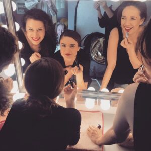 Eva Podzimková Instagram - 14. července 2019 bude #caspodpsa !@divadlovrytirske @terakost #masamalkova #evajosefikova  se na vás všechny srdečně těšíme!!
#hvezdneletopodzizkovskouvezi #comedy #theatre #prague #welcome 
https://www.hvezdneleto.cz/cas-pod-psa