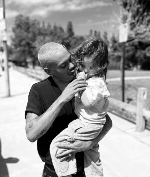 Evan Ross Instagram - THE KING ZIGGY BLU 🖤