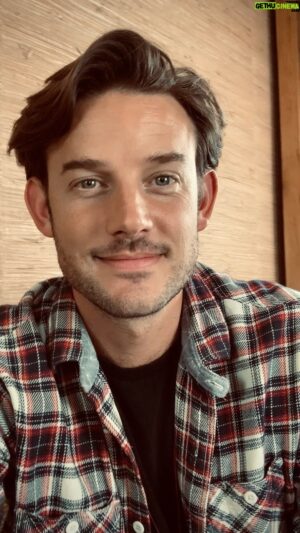 Evan Williams Instagram - LINK IN BIO

Hey folks :) It’s happening. My Cameo account is live, one week only. 100% of proceeds go to the music video for my new single with Bright World called LITTLE MAN. I’m so thrilled about it! It’s a self-love anthem. Help me spread the love!!! ❤️❤️❤️ Thank you!!! Looking forward to connecting with you beautiful people. 🤗 (ps. Get a cameo and your name will be listed in the credits of the music video FOR ALL OF TIME *maniacal laugh*)