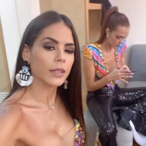 Evelyn Cedeño Instagram - A punto de salir al partido Mexico vs argentina! No te lo pierdas en el programa hoy!