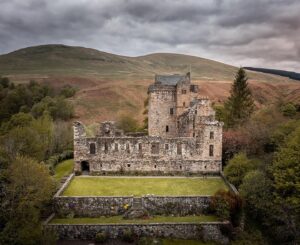Evelyn Edwards Instagram - Mary Queen of Scots visited gorgeous Castle Campbell. She was said to have remarked that it reminded her of “home”. One of Mary’s biggest non supporters also visited here: John Knox. John Knox thought it was against divine order and nature that a woman should be on the throne. He also had some other choice things to say about Mary, her life, and her rule. .⁣
.⁣
.⁣
.⁣
.⁣
#scottishhighlands #beautifulscotland #castles #travel #scotlandisnow #uk #lovescotland #scotlandphotography #adventure #travelgram #dronephotography #reign #explorescotland #ruins #middleages #instacastles #scotlandexplore #scotland #medievalarchitecture #scotlandtravel #medievaleurope #europeancastles #castlesofeurope #maryqueenofscots #scotlandshots #scotlandlover #scotlandscenery