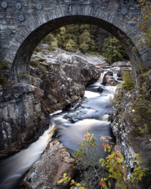 Evelyn Edwards Instagram - Our amazing time in Scotland is coming to an end …. FOR NOW! We have had such an amazing time exploring this gorgeous country for the last two months. This bridge was built in the late 1700s after the Battle of Culloden by the English as part of a massive road and bridge network to allow easier movement for their troops. This area was a resting place for drovers taking cattle from the west  of Scotland to markets in the south.  The walk around the Black Water River may be one of the most scenic places I’ve ever seen…and I’ve seen some pretty darn gorgeous places. *
*
*
*
*
*
*
*
*
*
*
#naturelovers #natureshots #nationalparkgeek #wanderlust #traveltheworld #thegreatoutdoors #optoutside #getoutstayout #choosemountains #wildernessculture #keepitwild #exploremore #landscape
#passionpassport #nationalgeographic #natgeo #natgeotravel #letscamp #worldbestgram #solotravel #landscapephotography #hiking #naturephotography 
#getoutstayout #scotland #exploringtheglobe 
#scottishhighlands #highlands #scotland #theimaged