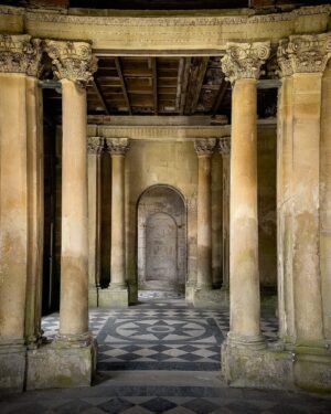 Evelyn Edwards Instagram - The fact that the tiles and columns still look this incredible even after almost a hundred years of it being a ruin ….just makes my imagination go WILD! 
.⁣
#instatravel #architecture #oldhouses #historical #historyfacts #travelengland #thesecrethistory #historic #funfacts #historygeek #history #historylovers #england #historytour #beautifulengland #historylover #historybuff #exploreengland #historylesson #travel #historygram #knowyourhistory #travelphotography #historicalsite