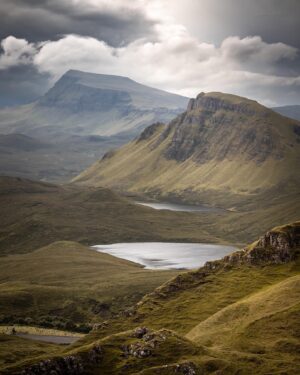 Evelyn Edwards Instagram - The Quiraing on the Isle of Skye in Scotland is one of those places where the power of nature truly stops you in your tracks. It’s like looking up at the night sky and seeing millions of brilliant stars, standing in a forest of fall brightly colored autumn leaves, or holding a newborn baby. Nature is truly spectacular. ⁣
.⁣
.⁣
.⁣
.⁣
.⁣
#highlands #isleofskye #landscapephoto #landscapephotography #landscapes #landscapeshots #lovescotland #mountains #quiraing #scotland #scotlandexplore #scotlandlove #scotlandphotography #scotlandsbeauty #scotlandtravel #scotlandtrip #scottishhighlands #skye #travelscotland #visitscotland