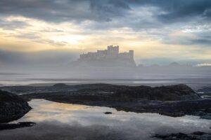 Evelyn Edwards Instagram - Bamburgh Castle is so much fun to photograph it’s silly. But when you get condo rooms like this you just want to pinch yourself. 🏰💚 #tlk #thelastkingdom #bamburghcastle #history