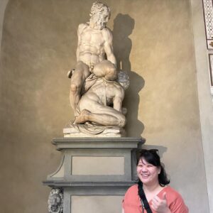 Evelyn Mok Instagram - Artaly 🇮🇹 🍆 🤌

Had a weekend of la dolce vita in Tuscany and am back in Sweden doing some stand-up for you this week!

10/4 - @stauppklubben Gothenburg (Swedish show)
11/4 - @norrabrunn Stockholm (Swedish show)
12/4 - @oslipat Stockholm (Swedish show)
13/4 - @laughhousesweden Stockholm (English show)
16/4 - @hemliscomedy Gothenburg (Swedish show)

🎫 Ticket links in bio! ✌️