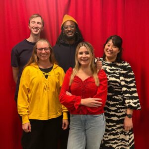 Evelyn Mok Instagram - And that was October’s Harva Comedy! Thanks so much to the comics, crowds and @2lang30 for two lovely nights of Swedish & English Stand-up that made my heart sing!

We’re back 16th November with Nisse Hallberg & Johannes Finnlaugsson! Get your tickets in the link in bio!