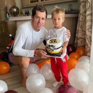 Evgeni Malkin Instagram - Happy 4🎂 #сднемрождения #bigboy