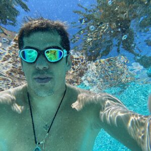 Evgeni Malkin Instagram - 1.30  #подводой #аувас