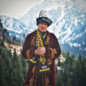 Evgeniy Bazhenov Instagram - Новый #BadComedian обзор уже на основном канале!
Приятного просмотра!