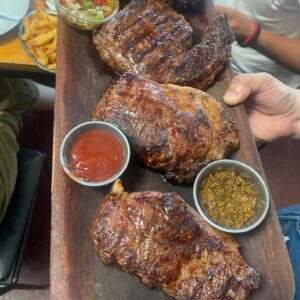 Evgeniy Papunaishvili Instagram - Осмелюсь заявить , что стейки в Аргентине самые вкусные в мире 🙌🥩🇦🇷❤️