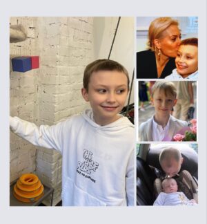 Evgeniya Akhremenko Instagram - Ну что… 10 лет тебе, Тимка! Десять, Карл!!!🤦‍♀️🎂
Ты конечно уникальный товарищ с сильнейшим стержнем, добрейшем сердцем, упрямейшим характером и отличным (надо заметить) чувством юмора. Я безмерно тобой горжусь и восхищаюсь. Ты учишь меня терпению и доверию. Ты готов спасти всех бродячих животных и отдать друзьям последнюю рубаху. И это круто! Иди вперёд, смейся, побеждай, ошибайся, изучай, познавай и обнимай этот мир, как он обнимает тебя. С Днём Рождения, Тимофей Константинович! Я люблю тебя, мой родной человечек. Мы все тебя очень любим❤️❤️❤️ 🎂🎂🎂🎂🎂💋💋💋💋💋
#28января2023 #тыродился #мойтима #тимофейсоловьев #10лет #яжмать #ялюблютебя #долуныиобратно #сияй #сын #гордость #именинник #евгенияахременко #яфанатмироздания #спасибогосподи #