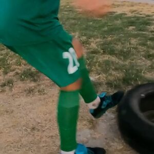 Evgeny Savin Instagram - На днях пожалуй самый атмосферный выпуск за все время на канале . Женский футбол - как насмешки , недоразумение , форма от мужиков и смешные зарплаты , операции за свой счет и любовь к игре !!!!!

В Казахстане есть команда , которая обыгрывала Барселону с лучшей футболисткой мира в 1/8 Лиги Чемпионов 🔥🔥🔥 А женского футбола практически нет 🤷🏻‍♂️

@qjleague сможет это исправить ???

Ертең арнамыздың тарихында ең атмосфералық шығарылым болады деп ойламын. Әйелдер футболы - мазақ ретінде, түсінініспеушілік, ерлерден қалған форма және күлкілі жалақы, өз есебінен төленген оталар және ойынға деген сүйіспеншілік !!!!!

Қазақстанда Чемпиондар Лигасының 1/8 финалында құрамында әлемнің үздік футболшысы бар Барселонаны жеңген команда бар 🔥🔥🔥 Ал әйелдер футболы іс жүзінде жоқ 🤷🏻‍♂️

@qjleague осы жағдайды өзгерте ала ма ???

#футбол #казахстан #🇰🇿