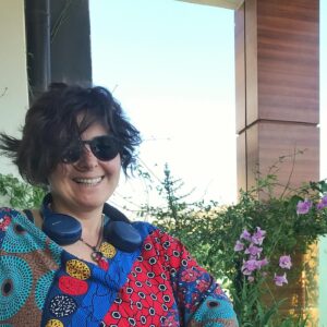 Evren Duyal Instagram - Anne bahçesinde… @agulsencan