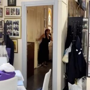 Evren Duyal Instagram - Canım MSM ailem. Sürprizlere doyamadım. Teşekkürler teşekkürler teşekkürler. ( not: bundan sonra doğumgünlerimde hep dersim olsun bu muhteşeeeem:)) @nihangezen3 @fusundemirkus @tiyatora26 @ulutasibel @mscnklc 🙏🙏🙏