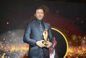 Eyad Nassar Instagram - من حفل تكريم مجله @nichemagazineegy 
شكراََ لكل الدعم ❤️
Suit by @orangesquarecairo 
Styled by @nada_hussam
#eyadnassar
#award
#nichemagazine
#egocomm