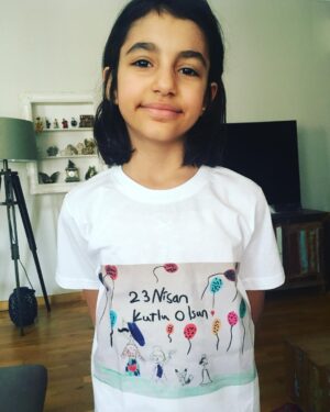Eylem Canpolat Instagram - Yaşasınnnnn 23 Nisan🎈🎈🎈