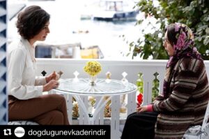 Eylem Canpolat Instagram - #benceaşk kahkaha, an, umut, ilham, coşku, yaşama sevinci, dostluk, gözlerinde saatlerce kaybolmak istediğin, saçları saçlarına karışsın diye sabahları ettiğin mutluluğun.. #benceaşk kavuşamamak değil birbirine umutla yürüyüp, sevdiğinin elini hiç bırakmamak♥️ #benceaşk Zeynep♥️Mehdi  15 Ocak Çarşamba @tv8 de..