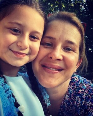Eylül Şenocak Instagram - Canım hocam🤍🤍@lostuvali7@masumlarapartmani@trt1@ogm.pictures