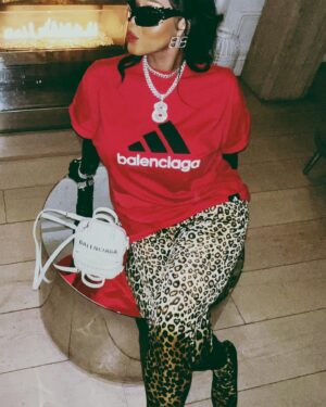 Eyricka King Instagram - Them Brooklyn Bit$@es Ain’t Really Nothing To Play With !
@demnagram 
@balenciaga