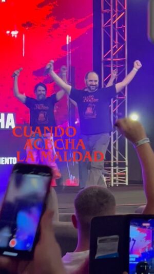 Ezequiel Rodríguez Instagram - 📽️ 🪓 Festejando los 230MIL ESPECTADORES en @argcomiccon🩸 Panel coordinado por @saracino.luciano 

¡¡Infinitas gracias por esta maldita locura!! Aguante el cine Argentino y de Terror 💪🏼🇦🇷

🇦🇷@cuandoacechalamaldad, una película de Demián Rugna. 

🎟️Comprá tus entradas anticipadas ahora porque VUELAN!! (Link en bio) 

🏆Ganadora MEJOR PELÍCULA en la competencia oficial de @sitgesfestival

🇺🇸Estrenada en Estados Unidos en 800 salas, ovacionada en su estreno mundial en tiff🇨🇦 y con exitosa participación en @Fantastic.Fest (Austin) y @BeyondFest (Los Angeles). 
Productores: Roxana Ramos @roxanaramos10 y Fernando Diaz @fernandodiazcine.
Producida por @aramos_cine, @machacofilms y @shudder. 

Elenco: 
PEDRO,  Ezequiel Rodríguez @ezequielagustinrodriguez
JIMI,  Demián Salomón @demian.salomon
MIRTHA, Silvina Sabater @silvinasabater
SABRINA,  Virginia Garófalo @vir_garofalo
RUIZ,  Luis Ziembrowski @ziembro         
JAIR, Emilio Vodanovich @emilio.voda
SANTINO,  Marcelo Michinaux @marcelomichinaux
SARA, Paula Rubinsztein @paularubinsztein
JIMENA, Desirée Salgueiro  @desiree_salgueiro
LEO, Federico Liss @federico.liss
Niña llorona: Agustina Chiara Aguilera @locosdelaenzima

Distribuye: @bfargentina
Prensa: Raquel Flota @raquelflotta @agenciaraquelflotta
Redes: @francolovisolo

#CuandoAcechaLaMaldad #CALM #DemianRugna #AramosCine #MachachoFilms #Shudder #Terror #Cinedeterror #Cinedegenero #Cine #CineArgentino #Estreno
@incaa_argentina @bloodwindow