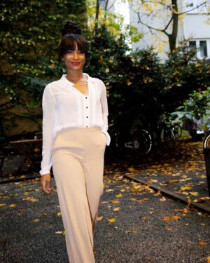 Ezinne Okparaebo Instagram - 🍂🍁