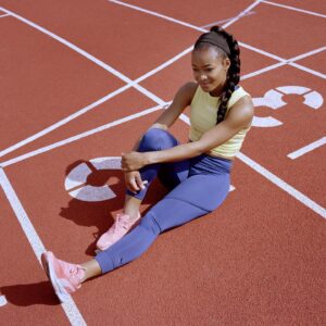 Ezinne Okparaebo Instagram - 5 tips for training motivation 

1. Find sports or activities that you enjoy 
2. Make It Convenient. Either close to home or work. 
3. Put it in your calendar 
4. Write it down and have a plan for your workout 
5. Track your progress 

Now let’s get it done 😃✅ #Ezinspiration 
.
.
.
📸 @lassefloede